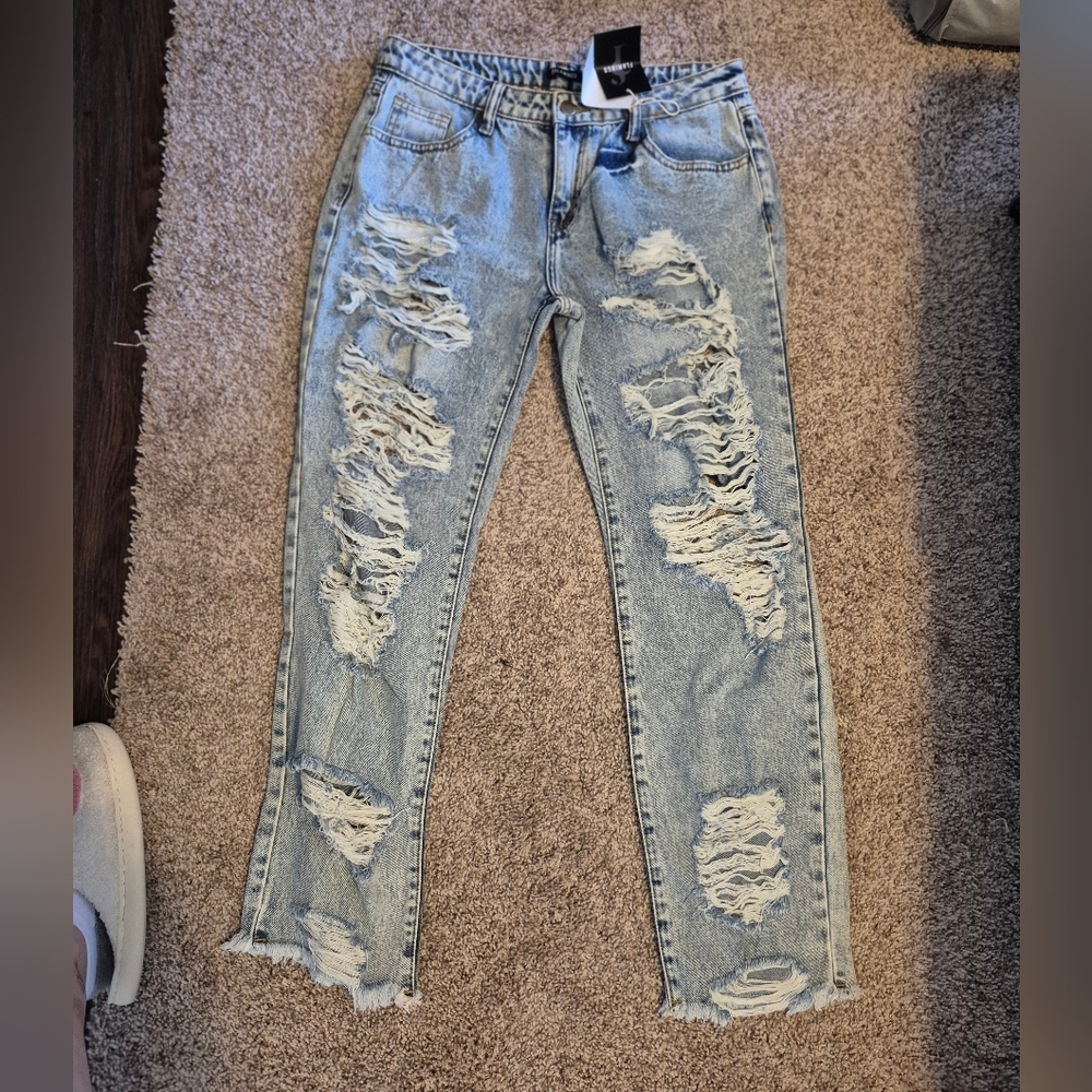 NWT FLAMINGO Light Blue Distressed Jeans